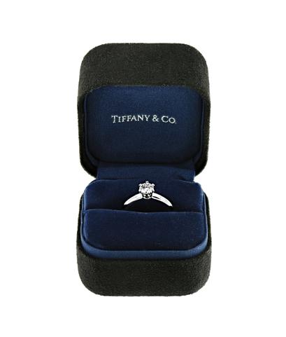 Кольцо Tiffany из платины 950 пробы с бриллиантом