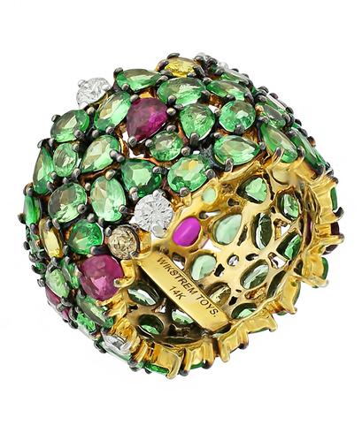 Кольцо Wikstrem из желтого золота 585 пробы с бриллиантами, рубинами и цаворитами